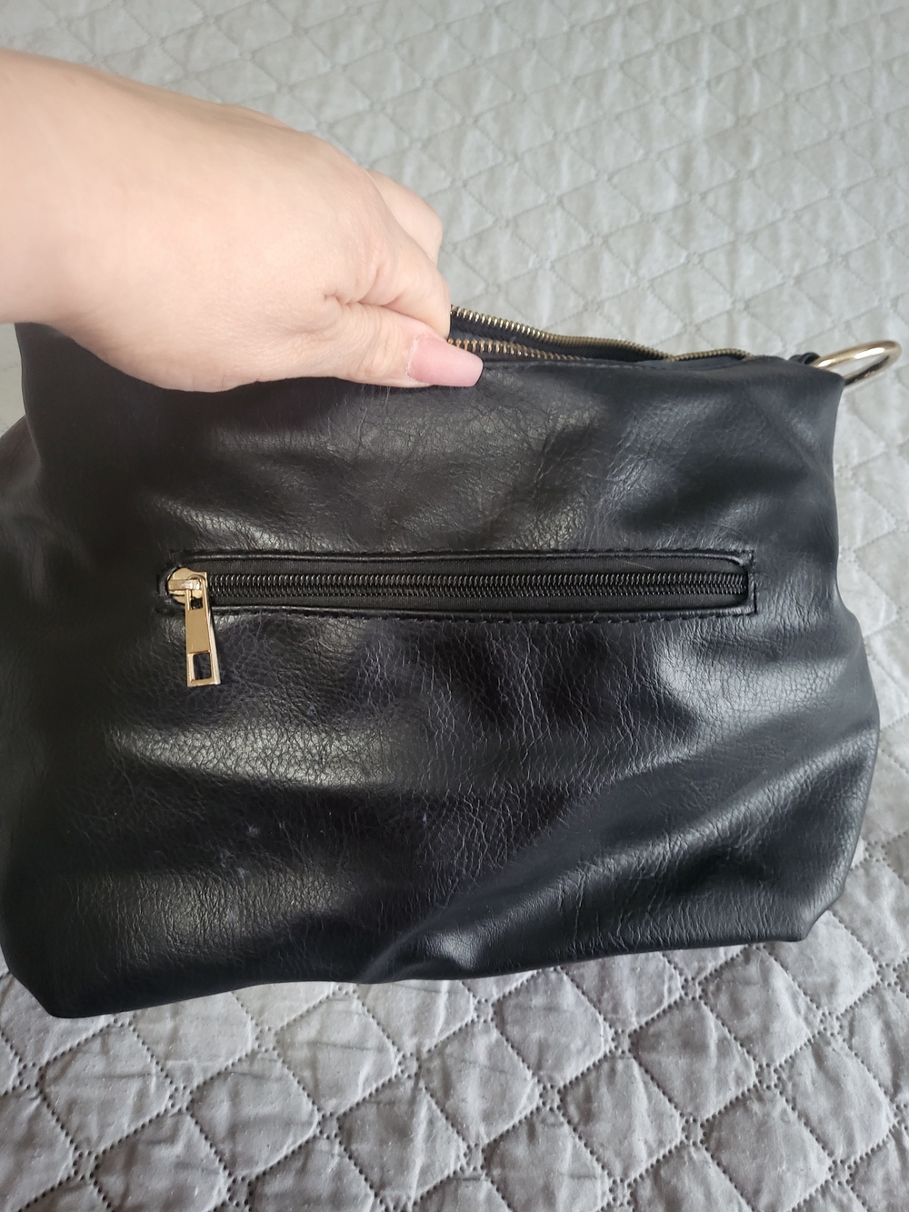 Classic Black Leather Shoulder Bag - Women - Picture 6 of 7
